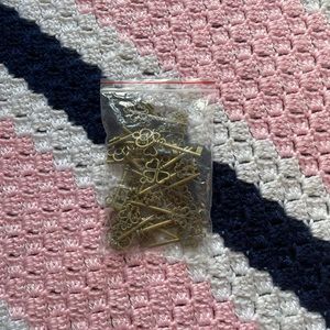 Bag of Diy design keys